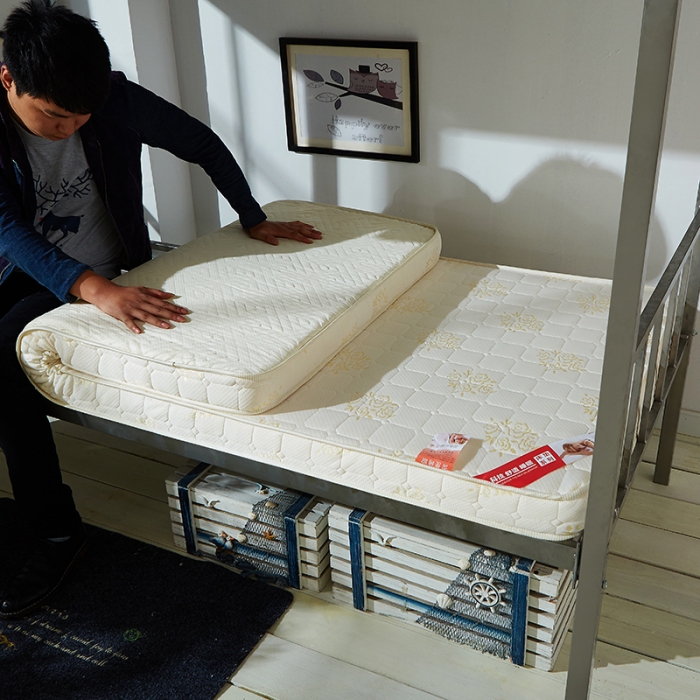 91家纺网 家纺一手货源 找家纺 欣罗兰 2022新款立体针织记忆棉床垫 白色