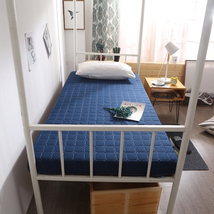 91家纺网 家纺一手货源 找家纺 欣罗兰 2022新款单边学生针织床垫 经典蓝