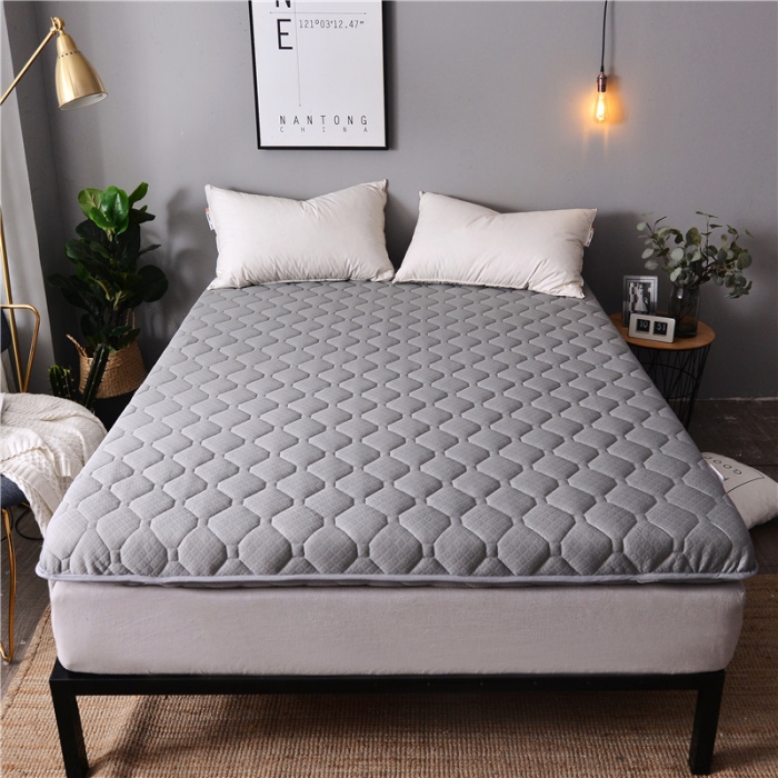 91家纺网 家纺一手货源 找家纺 欣罗兰 2022新款单边大床针织床垫 卡其灰