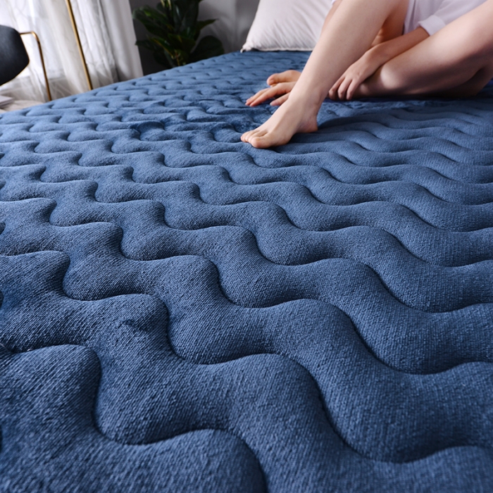 91家纺网 家纺一手货源 找家纺 欣罗兰 2022新款单边大床法莱绒床垫 经典蓝