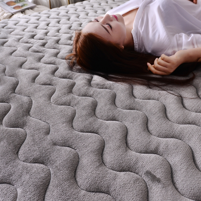 91家纺网 家纺一手货源 找家纺 欣罗兰 2022新款单边大床法莱绒床垫 卡其灰