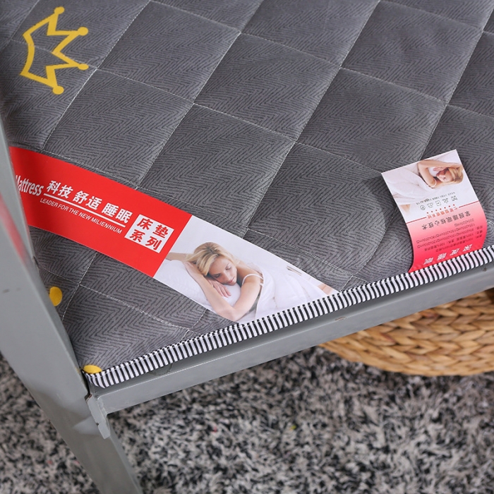 91家纺网 家纺一手货源 找家纺 欣罗兰垫业 2022新款单边磨毛小床垫 皇冠（厚度6cm）