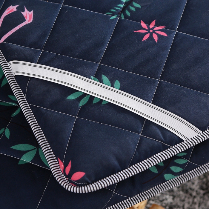 91家纺网 家纺一手货源 找家纺 欣罗兰垫业 2022新款单边磨毛小床垫 火烈鸟（厚度6cm）