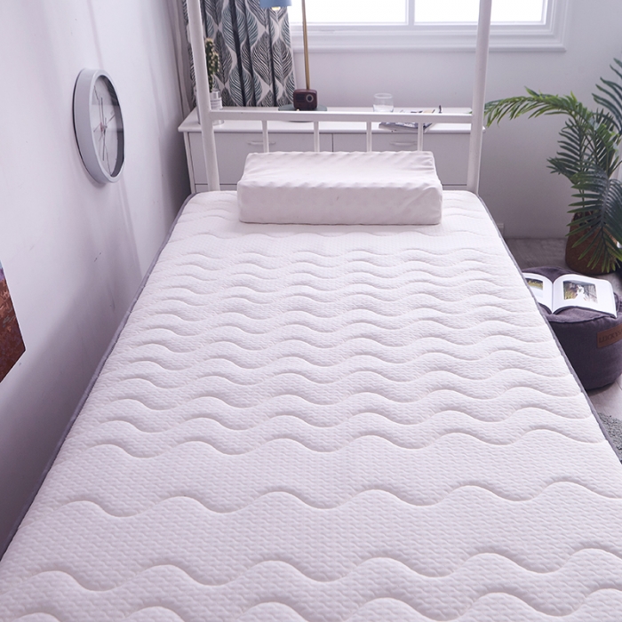 91家纺网 家纺一手货源 找家纺 欣罗兰垫业 2022新款三明治床垫学生款 富贵白