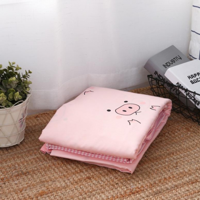 91家纺网 家纺一手货源 找家纺 一米阳光 2019纯棉小清新兔耳朵镶边套件 猪可爱