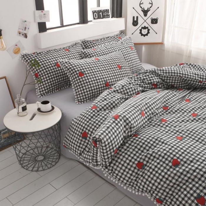 91家纺网 家纺一手货源 找家纺 一米阳光 2019新款球球款套件 时尚草莓