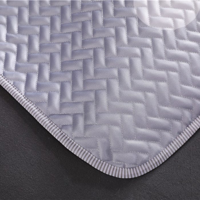 91家纺网 家纺一手货源 找家纺 一米阳光 2019新款冰丝空调软席 北欧菠萝