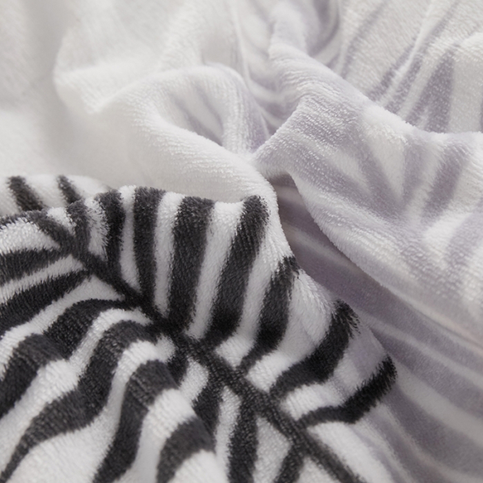 91家纺网 家纺一手货源 找家纺 一米阳光 2019新款法莱绒四件套 羽叶