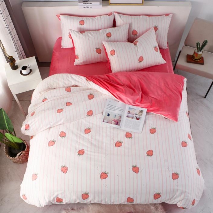 91家纺网 家纺一手货源 找家纺 一米阳光 2019新款A棉B纯色绒四件套 草莓