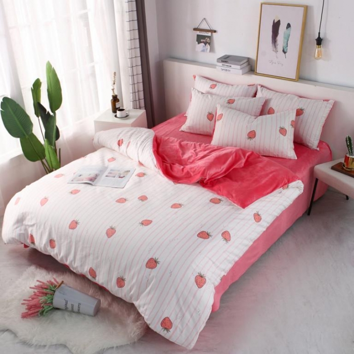 91家纺网 家纺一手货源 找家纺 一米阳光 2019新款A棉B纯色绒四件套 草莓