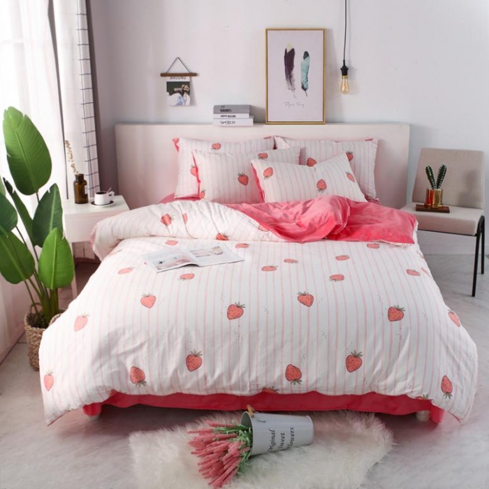 91家纺网 家纺一手货源 找家纺 一米阳光 2019新款A棉B纯色绒四件套 草莓