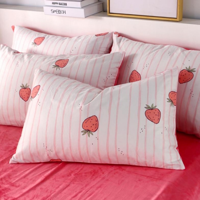 91家纺网 家纺一手货源 找家纺 一米阳光 2019新款A棉B纯色绒四件套 草莓