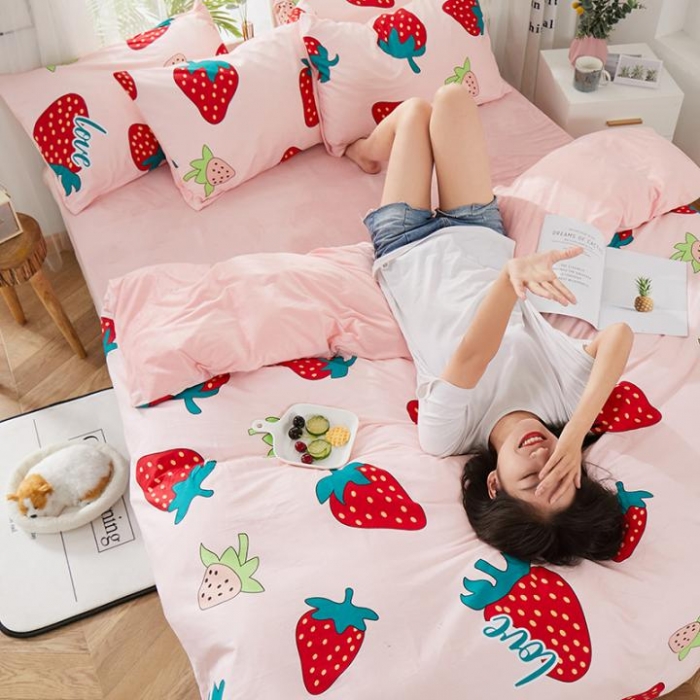 91家纺网 家纺一手货源 找家纺 一米阳光 2019新款A棉B纯色绒四件套 大草莓