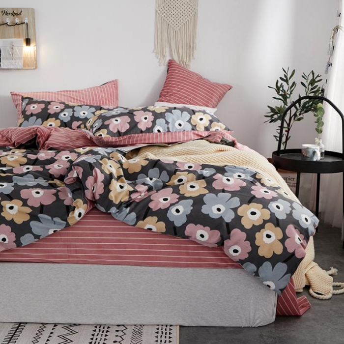 91家纺网 家纺一手货源 找家纺 一米阳光 2019新款A棉B格子绒四件套 格绒-花开宿语