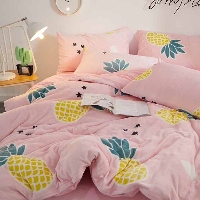 91家纺网 家纺一手货源 找家纺 一米阳光 2019新款法莱绒四件套 大菠萝