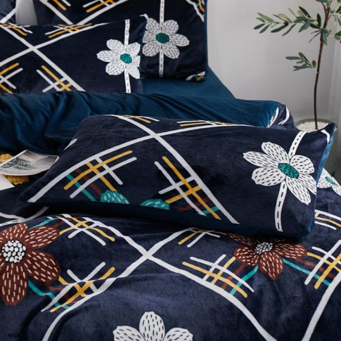 91家纺网 家纺一手货源 找家纺 一米阳光 2019新款法莱绒四件套 冬影