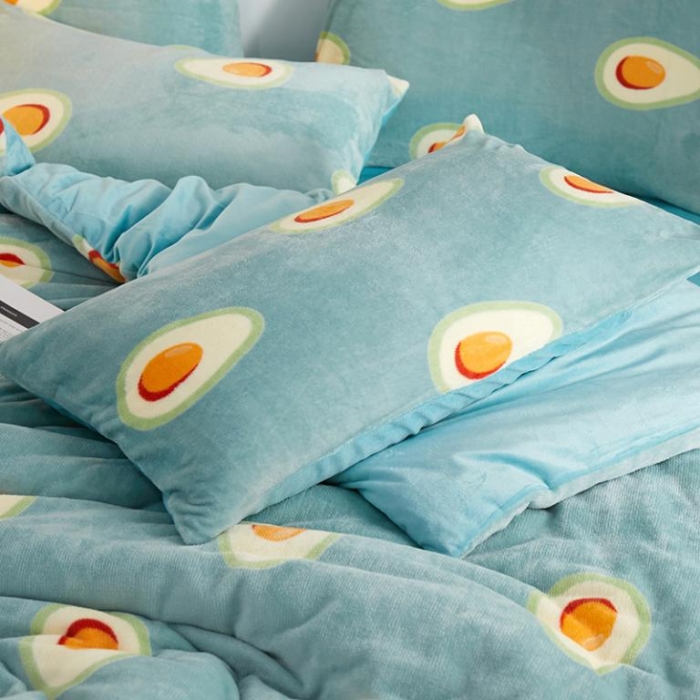 91家纺网 家纺一手货源 找家纺 一米阳光 2019新款法莱绒四件套 牛油果