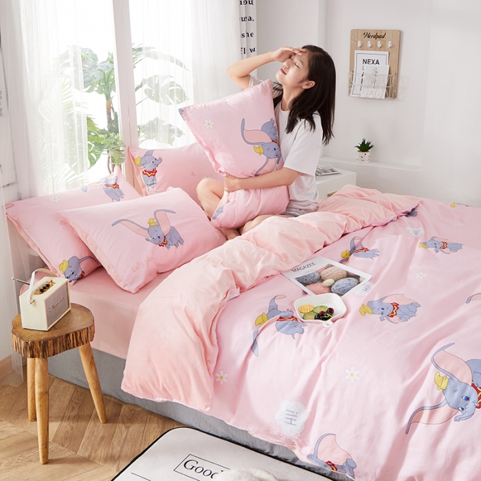 91家纺网 家纺一手货源 找家纺 一米阳光 2019新款A棉B纯色绒四件套 小粉象