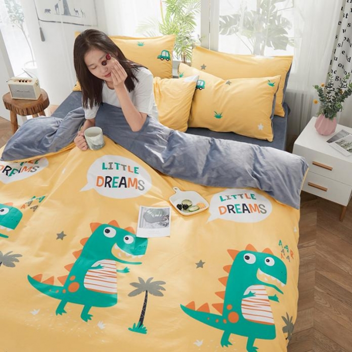 91家纺网 家纺一手货源 找家纺 一米阳光 2019新款A棉B纯色绒四件套 小恐龙