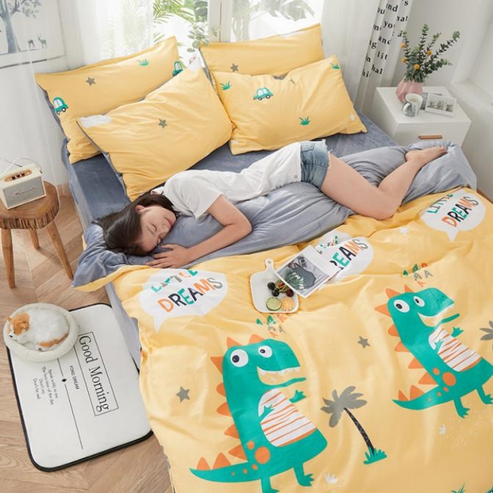 91家纺网 家纺一手货源 找家纺 一米阳光 2019新款A棉B纯色绒四件套 小恐龙