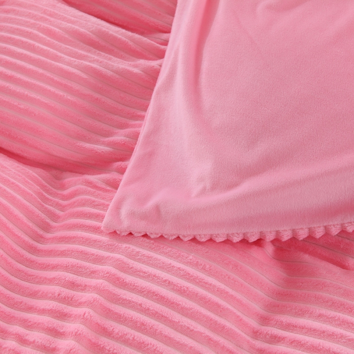 91家纺网 家纺一手货源 找家纺 卓尔居 魔法绒四件套 粉