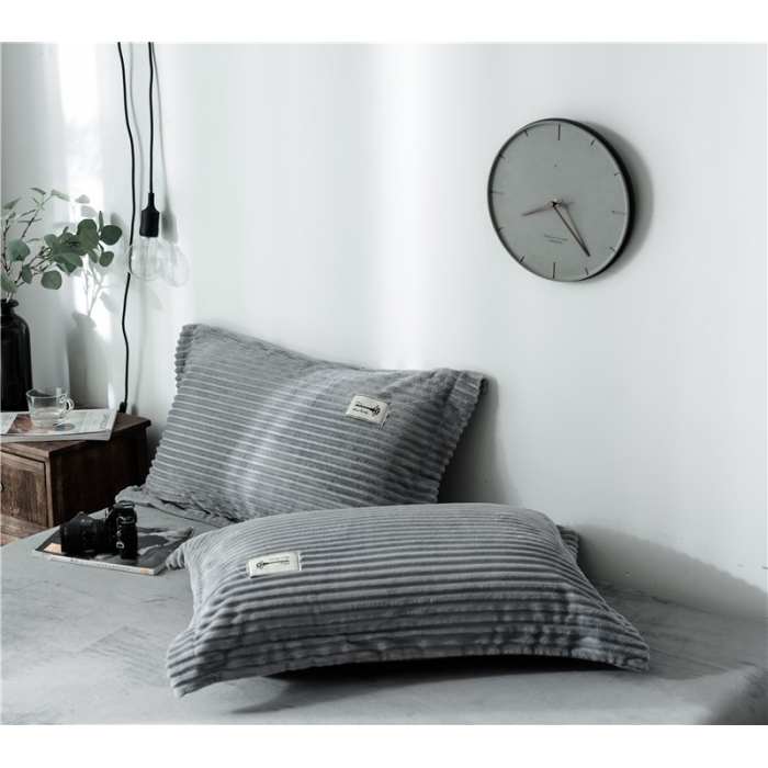 91家纺网 家纺一手货源 找家纺 卓尔居 魔法绒四件套 中灰