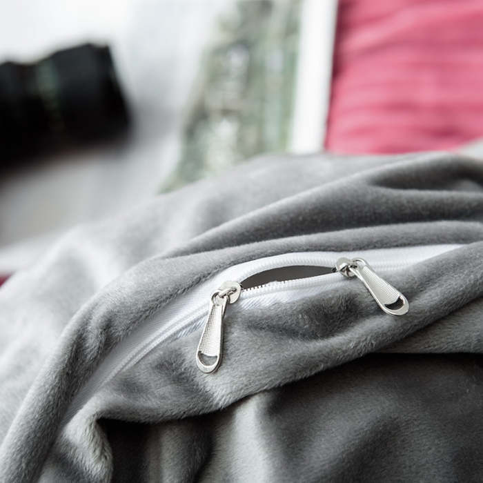 91家纺网 家纺一手货源 找家纺 卓尔居 魔法绒四件套 枣红