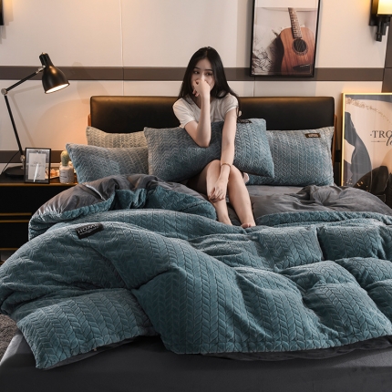 91家纺网 家纺一手货源 找家纺 卓尔居 2019法莱绒麦穗花系列四件套 浅蓝