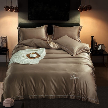 91家纺网 家纺一手货源 找家纺 意尚风情 2020新款·绣花水洗真丝四件套床单款索菲亚（棕）