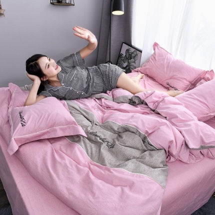 91家纺网 家纺一手货源 找家纺 意尚风情 全棉磨毛绣花四件套 风尚-粉