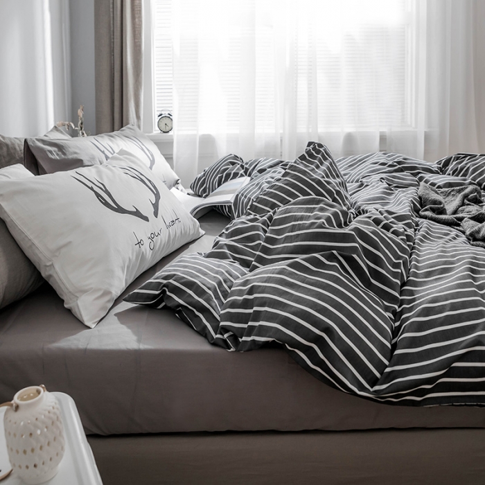 91家纺网 家纺一手货源 找家纺 艾沁 2018新款北欧极简主义系列纯棉四件套 寂静