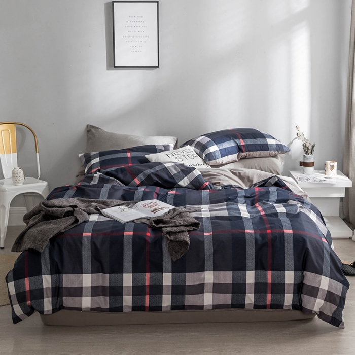 91家纺网 家纺一手货源 找家纺 艾沁家纺 北欧简约格子条纹系列全棉四件套床单款爵士