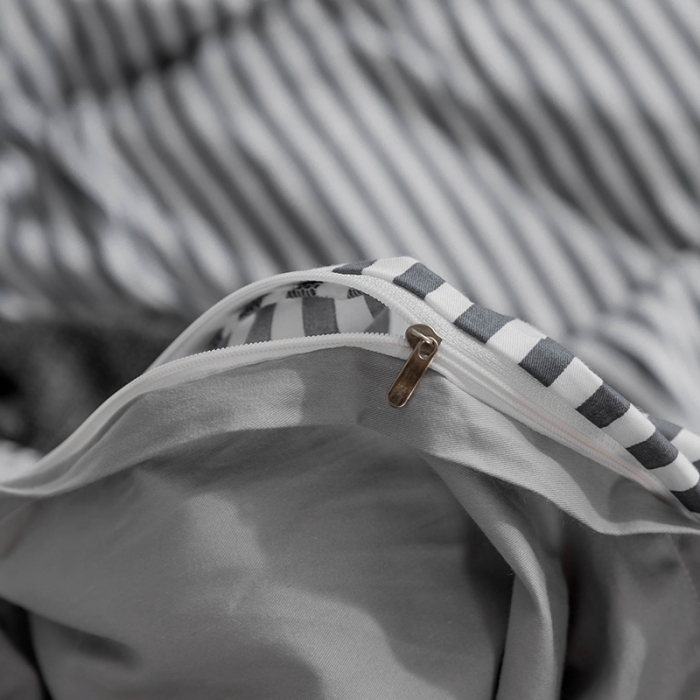 91家纺网 家纺一手货源 找家纺 艾沁 2018新款北欧极简主义系列纯棉四件套 梦境