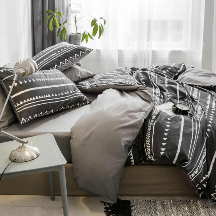 91家纺网 家纺一手货源 找家纺 艾沁家纺 2018新款北欧简约纯棉四件套百慕大