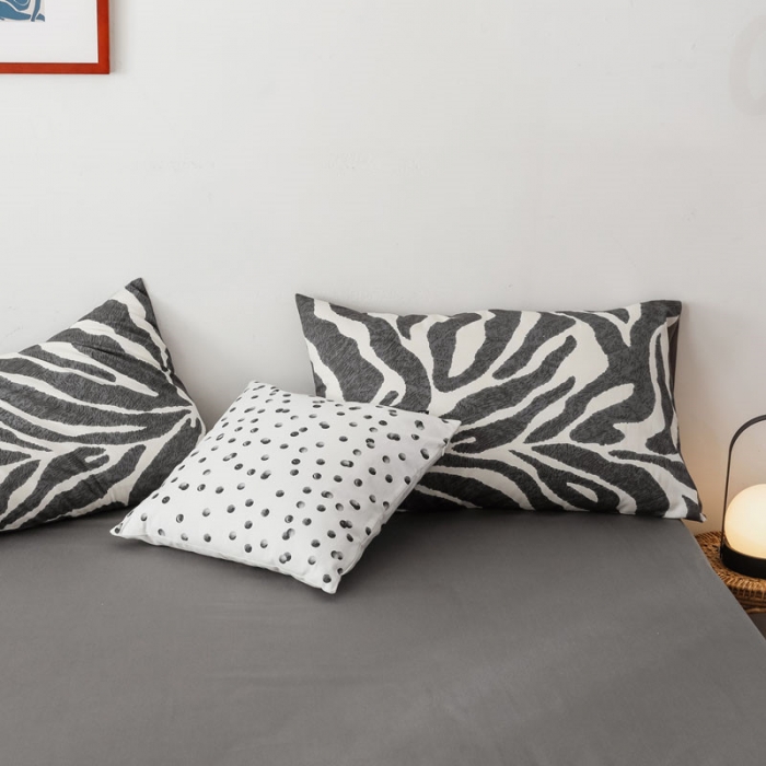 91家纺网 家纺一手货源 找家纺 艾沁 2019新款波西米亚风简约纯棉四件套 斑马纹