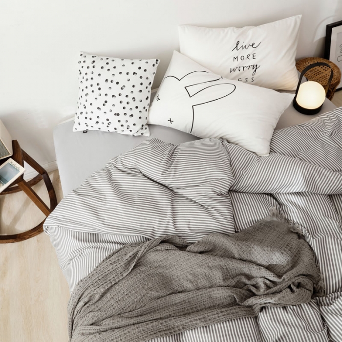91家纺网 家纺一手货源 找家纺 艾沁 2019新款纯棉北欧极简主义系列四件套 恋家