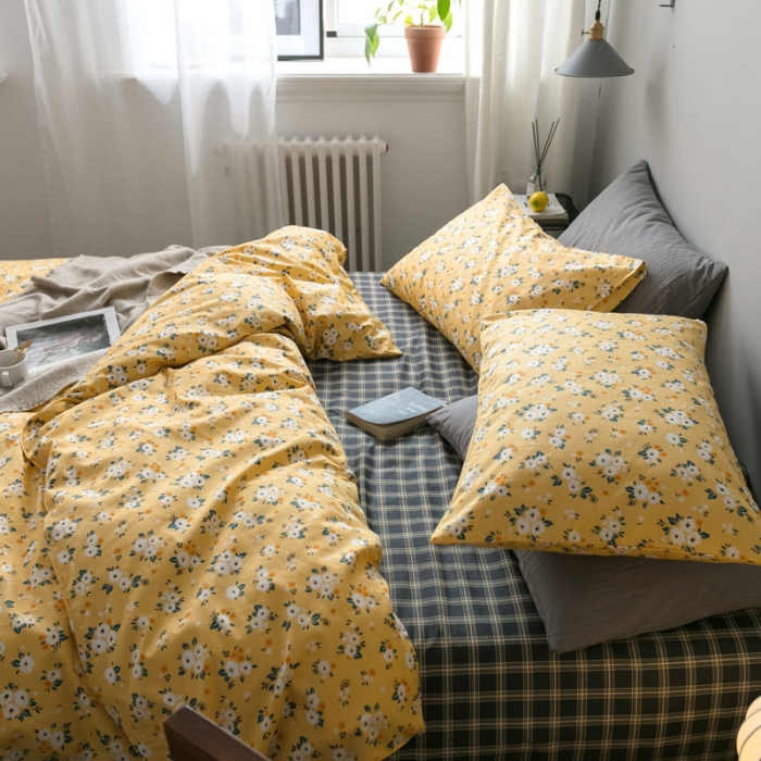 91家纺网 家纺一手货源 找家纺 艾沁家纺 iNS北欧小清新系列碎花全棉四件套 花海