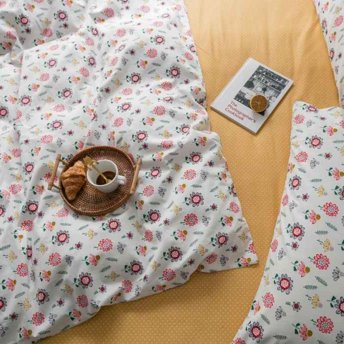 91家纺网 家纺一手货源 找家纺 艾沁家纺 iNS北欧小清新系列碎花全棉四件套 年华