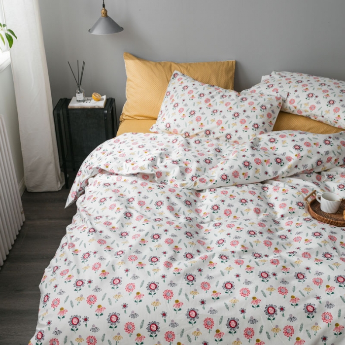 91家纺网 家纺一手货源 找家纺 艾沁家纺 iNS北欧小清新系列碎花全棉四件套 年华