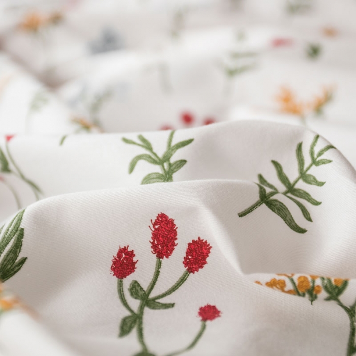 91家纺网 家纺一手货源 找家纺 艾沁家纺 iNS北欧小清新系列碎花全棉四件套 踏青