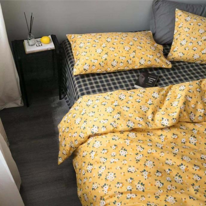 91家纺网 家纺一手货源 找家纺 艾沁家纺 iNS北欧小清新系列碎花全棉四件套 花海