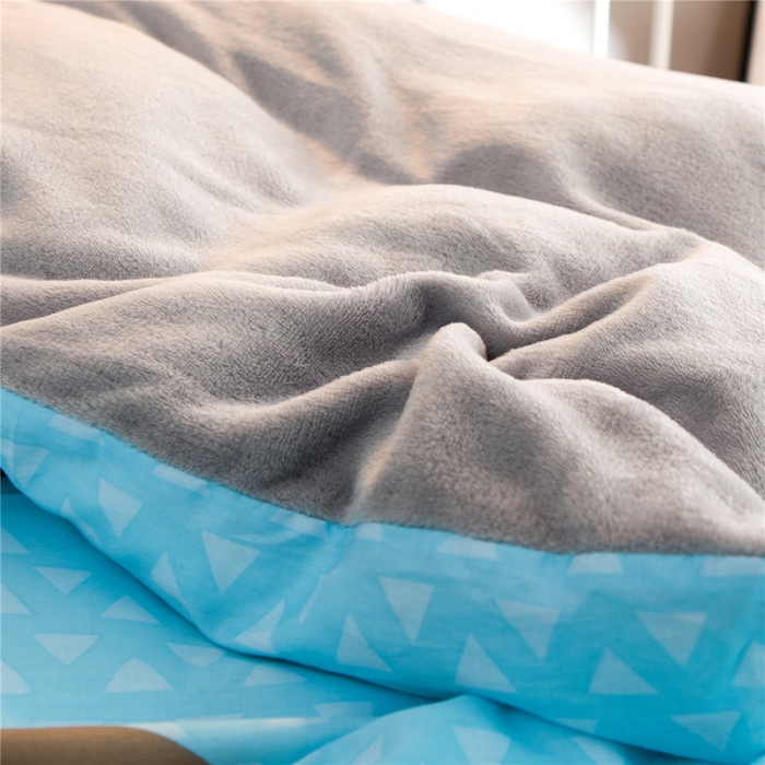 91家纺网 家纺一手货源 找家纺 涵宸家纺 新品绒-A棉大版B法莱绒套件床单款 侏罗纪