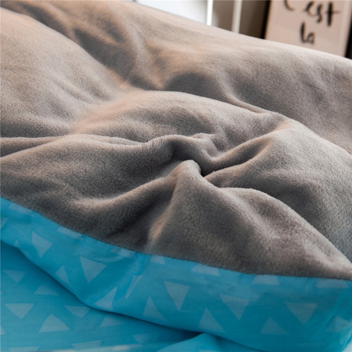 91家纺网 家纺一手货源 找家纺 涵宸家纺 新品绒-A棉大版B法莱绒套件床单款 侏罗纪