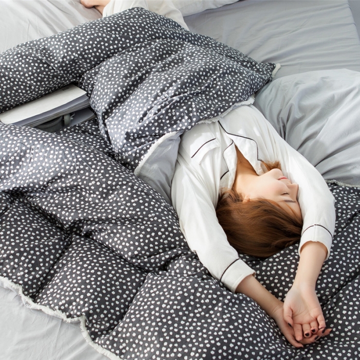 91家纺网 家纺一手货源 找家纺 涵宸家纺 新款13372流苏款加厚全棉刺绣四件套 眠棉