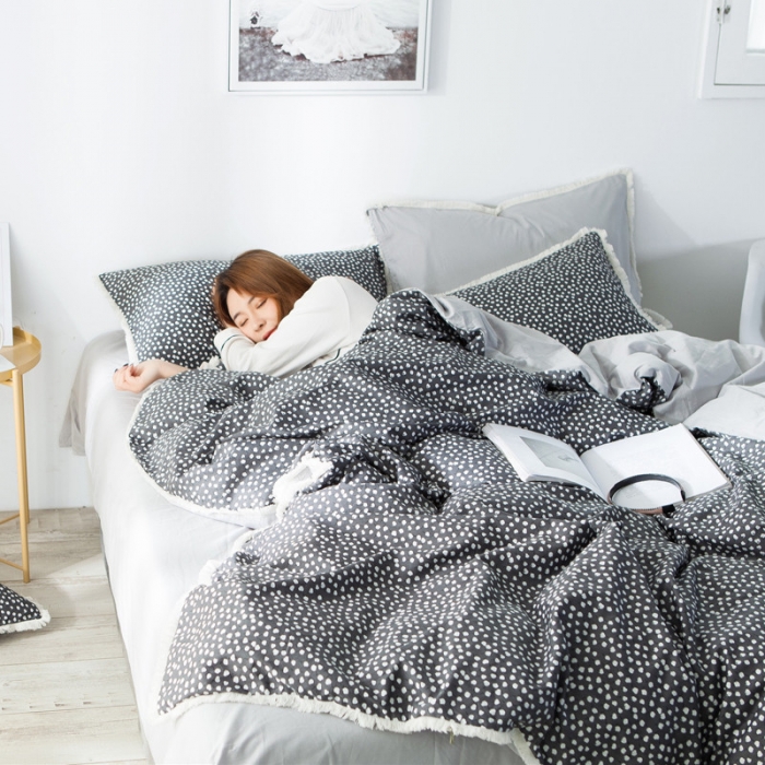 91家纺网 家纺一手货源 找家纺 涵宸家纺 新款13372流苏款加厚全棉刺绣四件套 眠棉