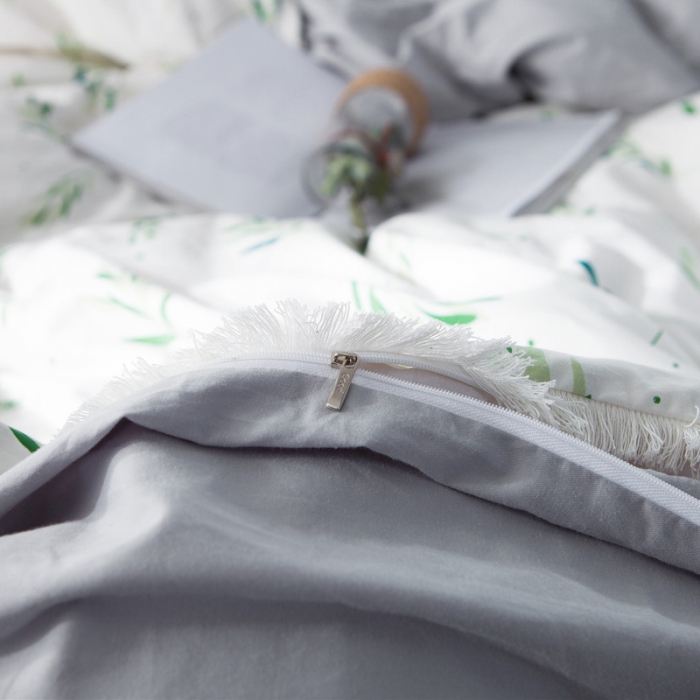 91家纺网 家纺一手货源 找家纺 涵宸家纺 新款13372流苏款加厚全棉刺绣四件套 抹绿