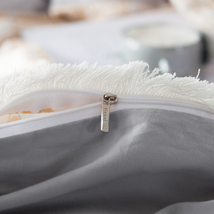 91家纺网 家纺一手货源 找家纺 涵宸家纺 新款13372流苏款加厚全棉刺绣四件套 浅忆