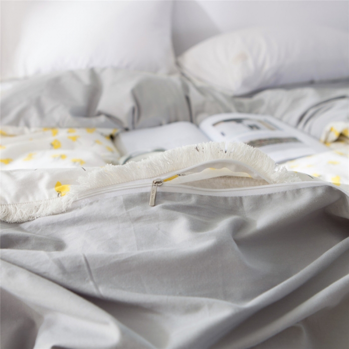 91家纺网 家纺一手货源 找家纺 涵宸家纺 新款13372流苏款加厚全棉刺绣四件套 向阳