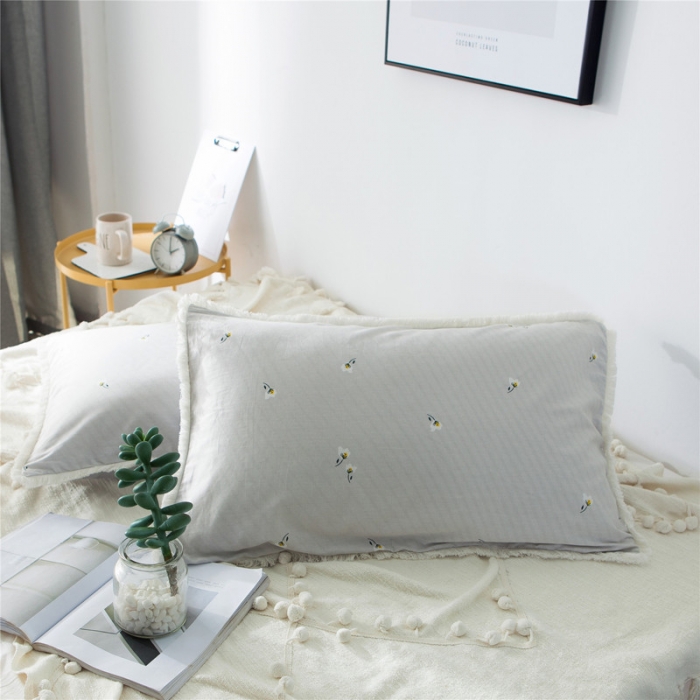 91家纺网 家纺一手货源 找家纺 涵宸家纺 新款13372流苏款全棉单品枕套一对 安夏
