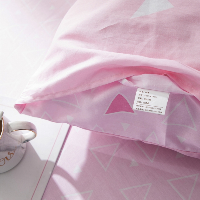 91家纺网 家纺一手货源 找家纺 涵宸家纺 新款单品大版全棉枕套48*74一对比心